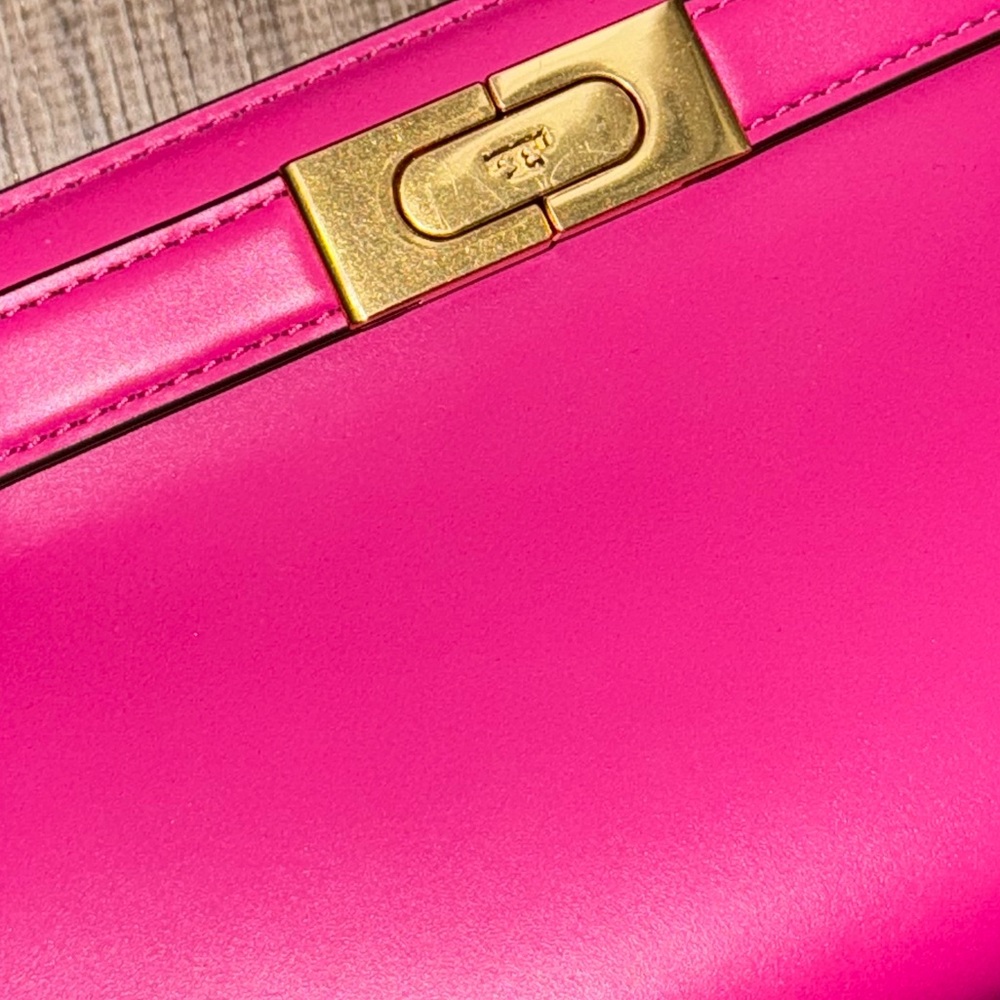 Tory Burch Lee Radziwill Petite Leather Bag💓🌸 - Picture 10 of 13